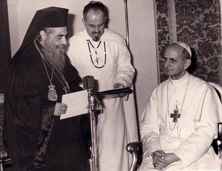 Pope-Paul-VI-and-Patriarch-Athenagoras-at-Jerusalem-in-January-1964